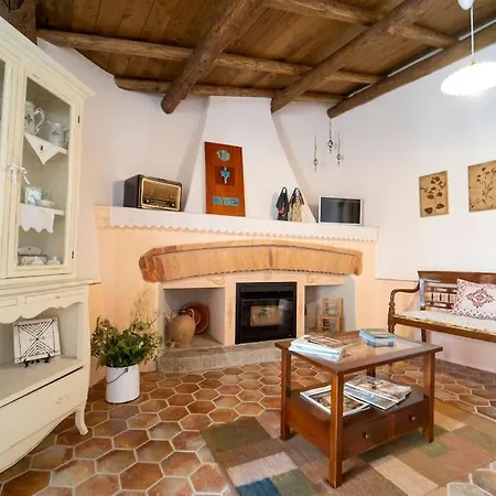 펜션 Casa Storica Austis, Sardegna Austis